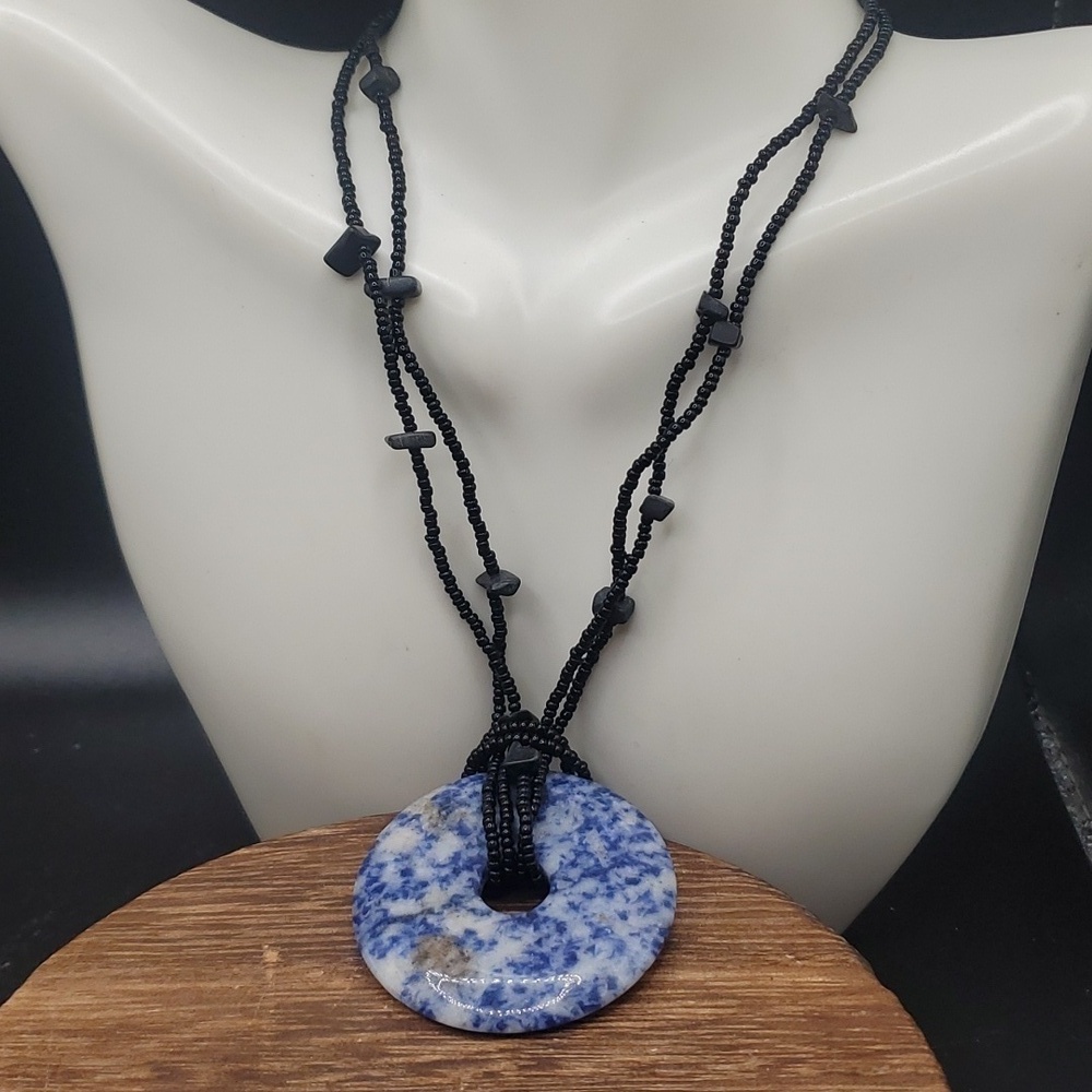 N3209 sapphire jasper donut stone necklace